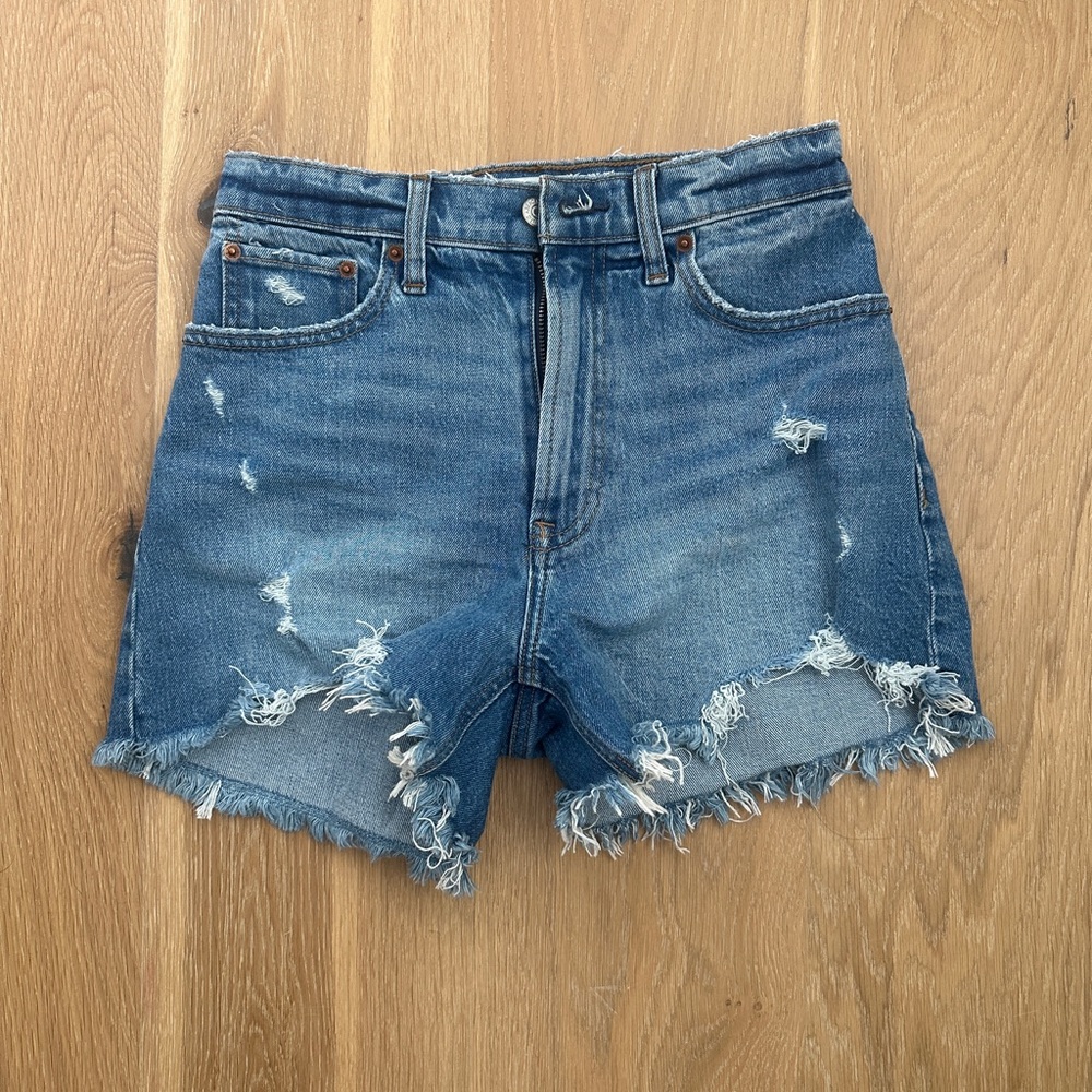 Abercrombie & Fitch High Rise Mom Jean Shorts